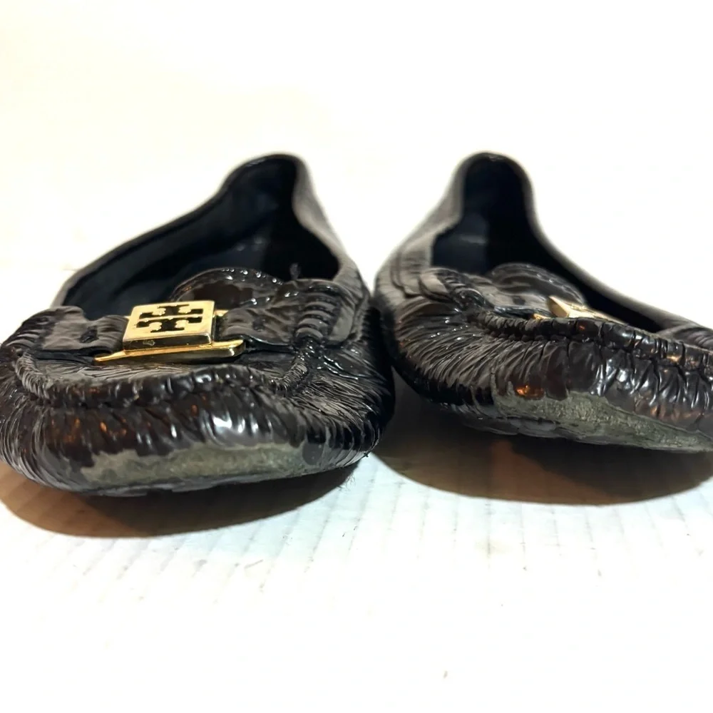 Tory Burch Black Textured Loafers with Gold Accent